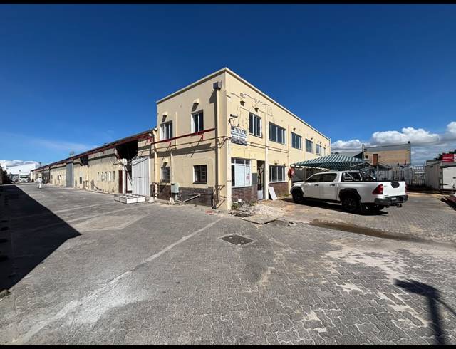 787M² WAREHOUSE TO LET IN EPPING INDUSTRIAL
